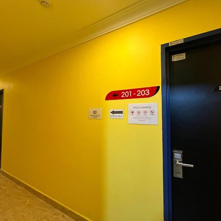 I Go Inn Bandar Saujana Putra Zewnętrze zdjęcie
